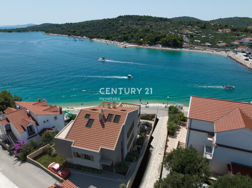 Thumbnail 6252608 - 6