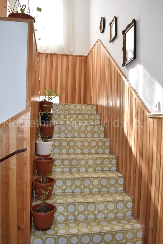 Image 6252610 - 9