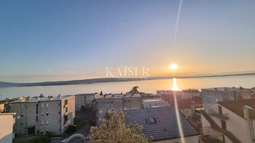Crikvenica - stan 2S+DB sa pogledom na more