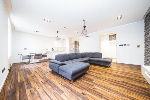 Zagreb, Centar - stan u visokom prizemlju, 78 m2