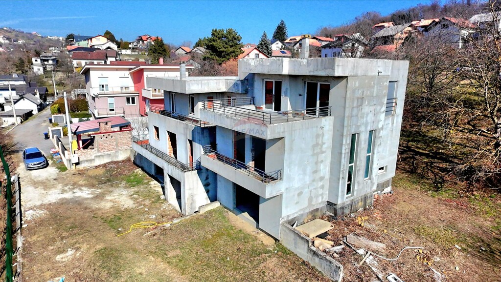Image 6252713 - 7