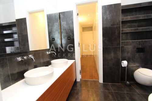 Thumbnail 6253228 - 12