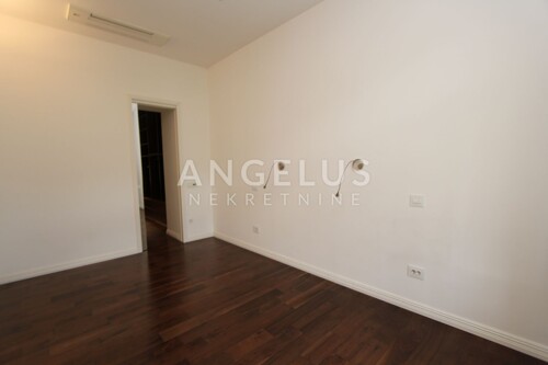 Thumbnail 6253228 - 9