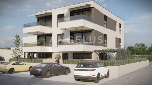 Istra, Banjole - Stan 68 m2 s vrtom + parking