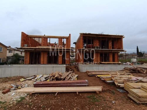 Thumbnail 6253345 - 5
