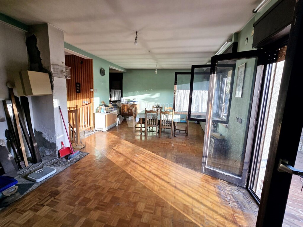 Image 6253446 - 3