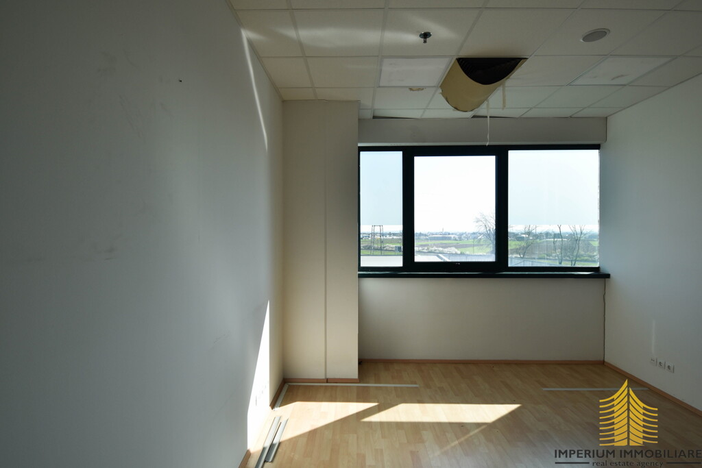 Image 6253645 - 9