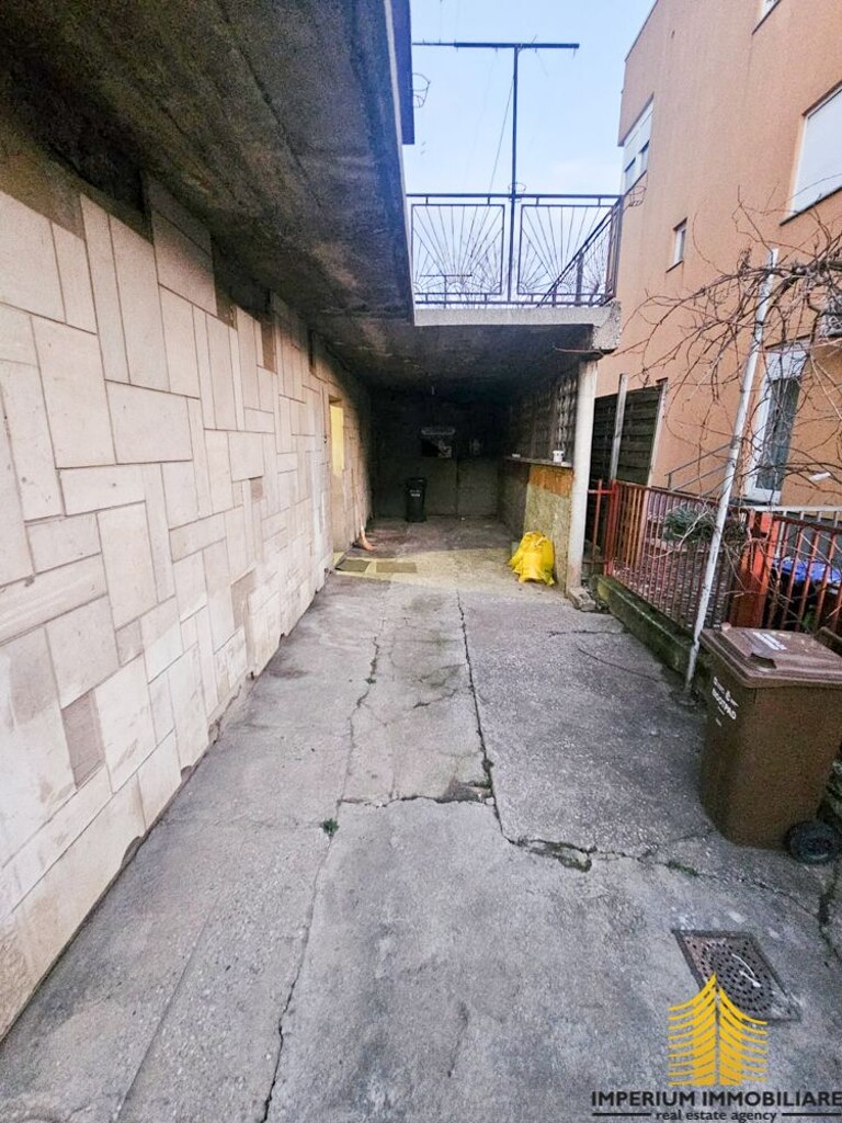 Image 6253737 - 6