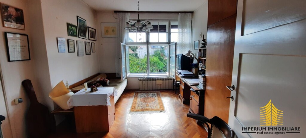 Image 6253779 - 6