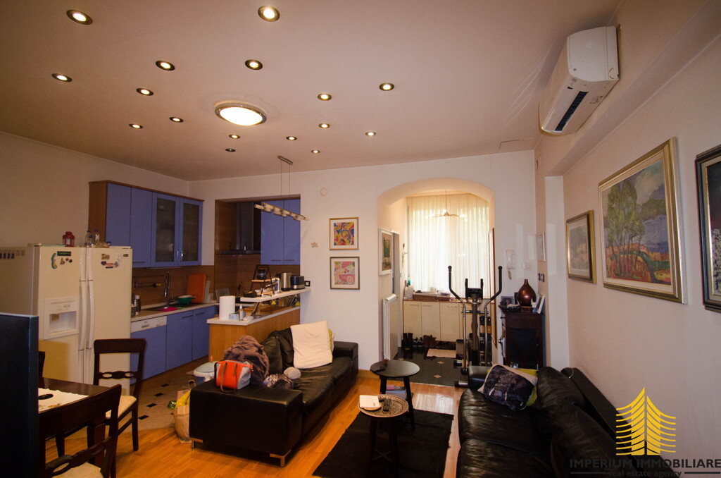 Image 6253830 - 6