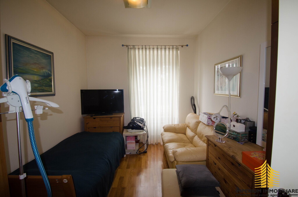 Image 6253830 - 4