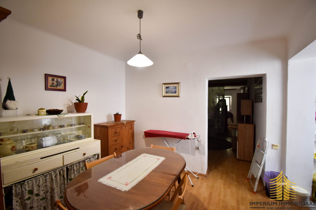 Image 6253855 - 1