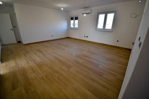 Stan - Najam, Zagreb, Blato, 80 m2 + terasa 2 m2