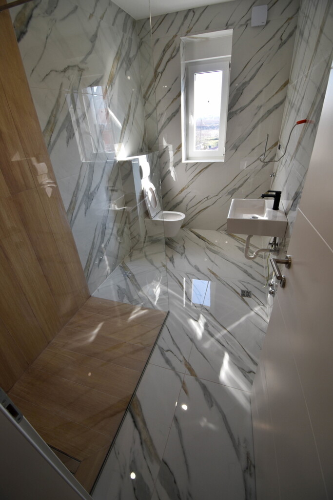 Image 6253888 - 5