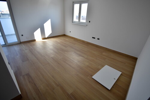 Stan - Najam, Zagreb, Blato, 55 m2 + terasa 40 m2 - Penthouse
