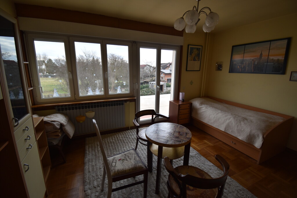 Image 6253900 - 10