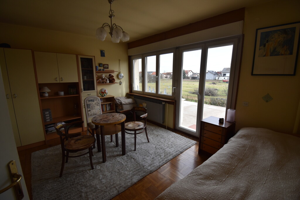 Image 6253900 - 9