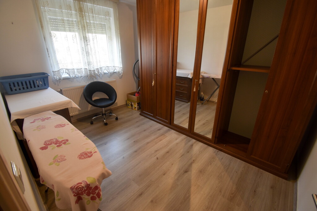 Image 6253907 - 8