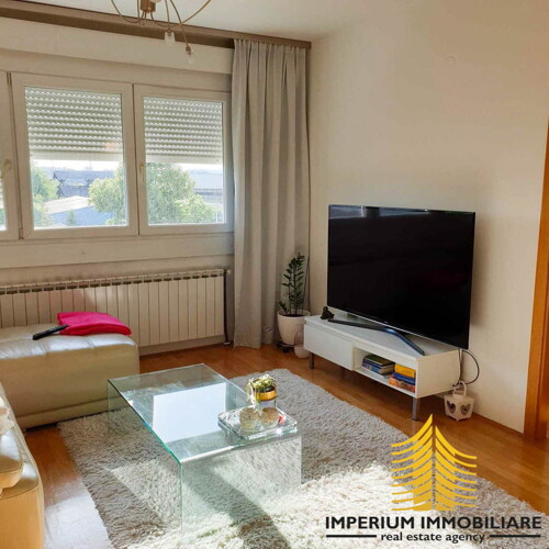 Prodaje se simpatičan stan u Strojarskoj ulici 55.08 m²