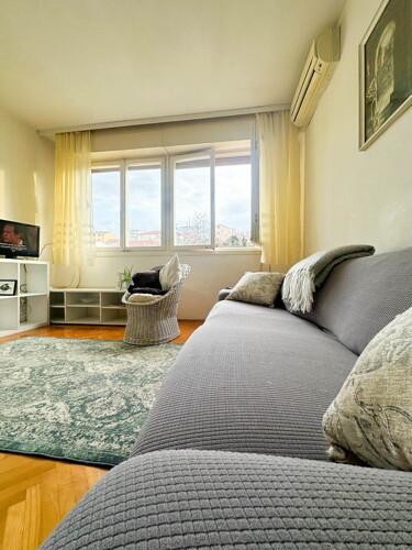 Stan za najam, Split, Kman, 40m2