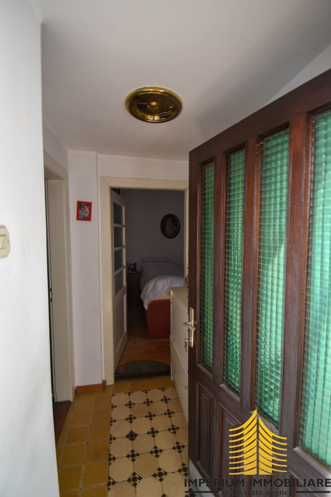 Image 6253928 - 8