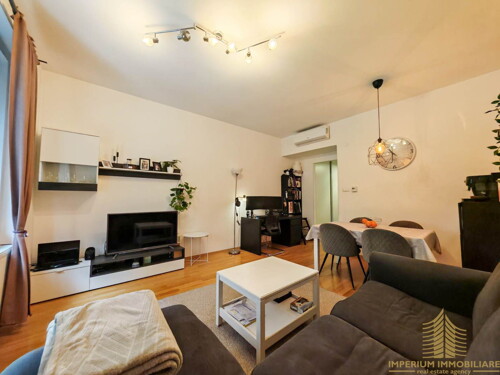 Stan: Donji grad, 42 m2 - moderan stan za najam