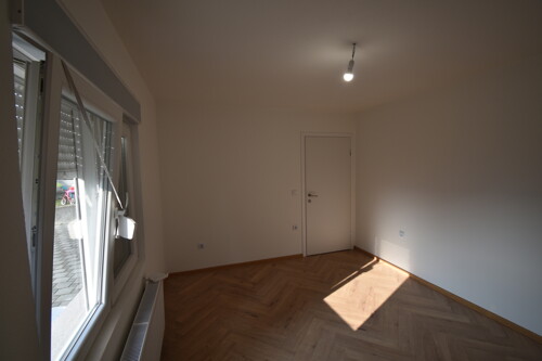 Thumbnail 6253974 - 19