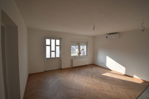 Thumbnail 6253974 - 3