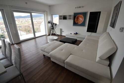 Urbana vila - stan, najam, Zagreb, Šestine, 200 m2, 2-etažni sa 2 velike te...