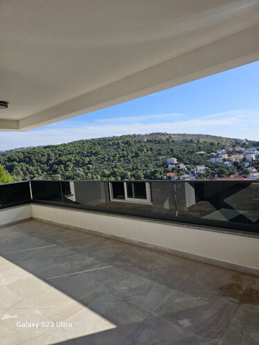Stan, Prodaja, Okrug, Okrug Gornji, 72.5m2, 2.5-sobni (2S+DB)