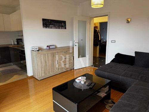 Viškovo, odličan obiteljski stan 3S+DB, 111,42 m2