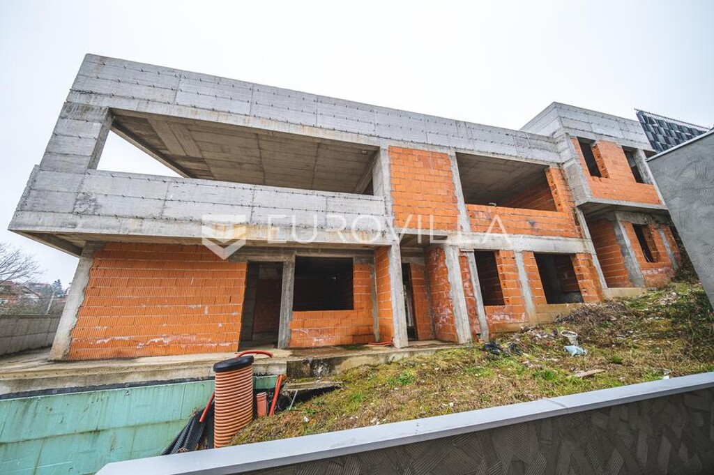Image 6254334 - 12