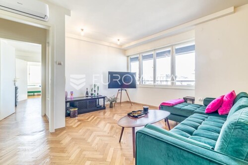 Zagreb, Vukovarska, topao i svijetli trosoban stan s loggiom, NKP 110 m2