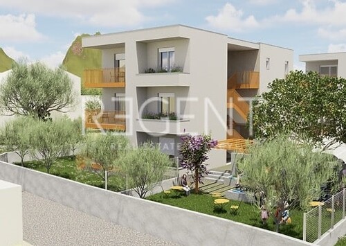 Kaštel Kambelovac – Dvosoban stan s vrtom novogradnja, 79.07 m²