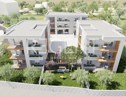 Kaštel Kambelovac – Dvosoban stan s vrtom novogradnja, 79.07 m²