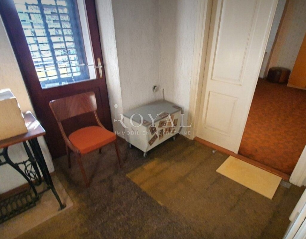 Image 6254881 - 7