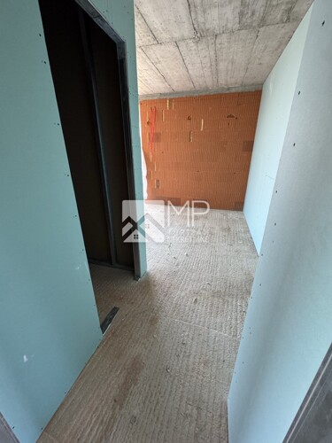 Thumbnail 6254944 - 5