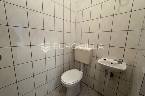 Thumbnail 6256324 - 10