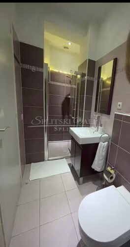 Thumbnail 6256456 - 11