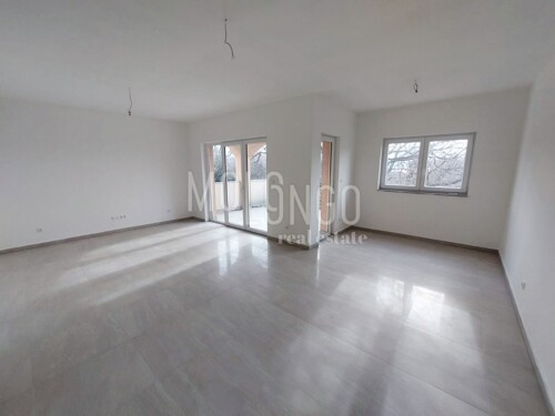 KRALJEVICA, novogradnja, 2S + DB, pogled na more, parking