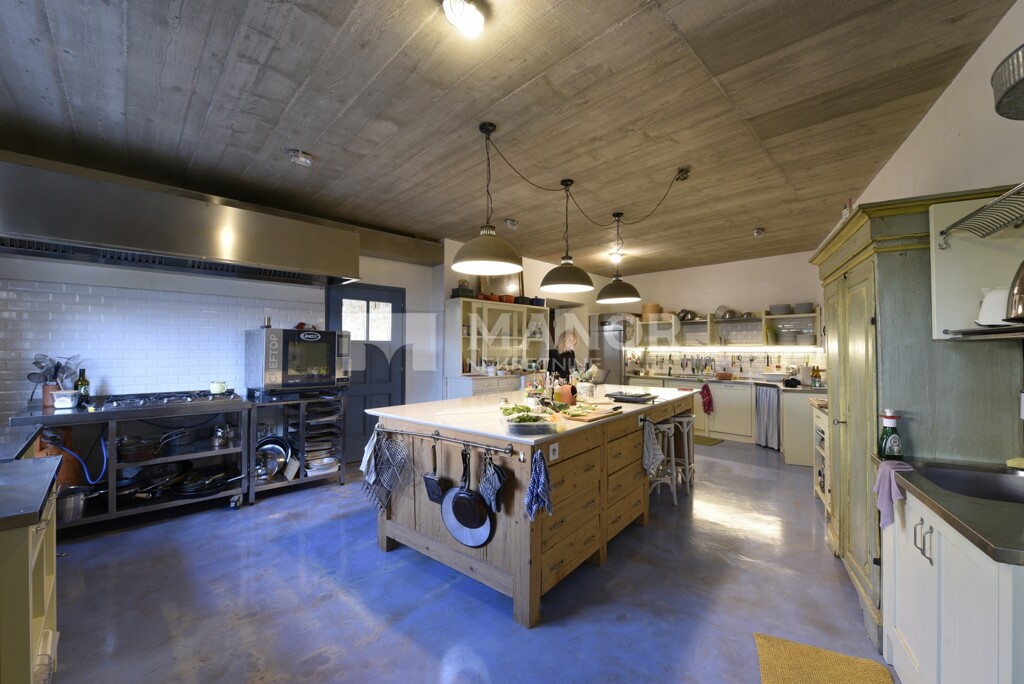 Image 6256512 - 6