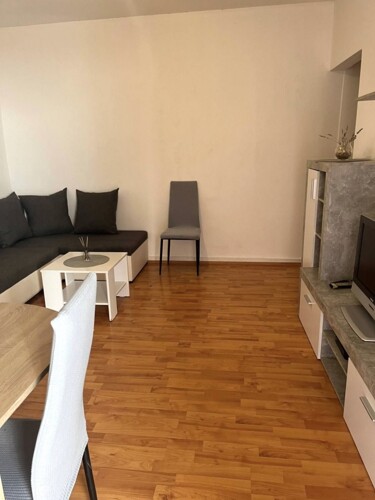 Dvosoban stan u centru, Pula, Istra