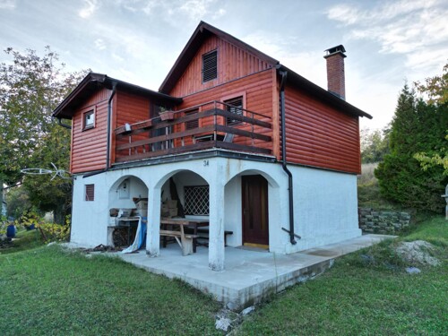 Prekrasna kuća za odmor 82,33 m2 na zemljištu 615 m2