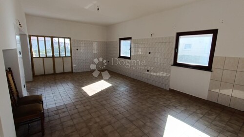 Thumbnail 6320426 - 2