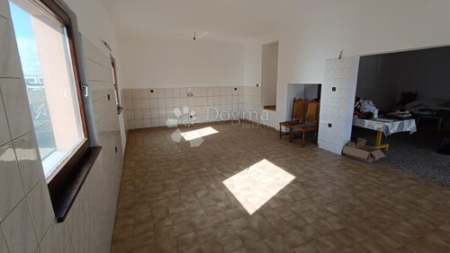 Thumbnail 6320426 - 3