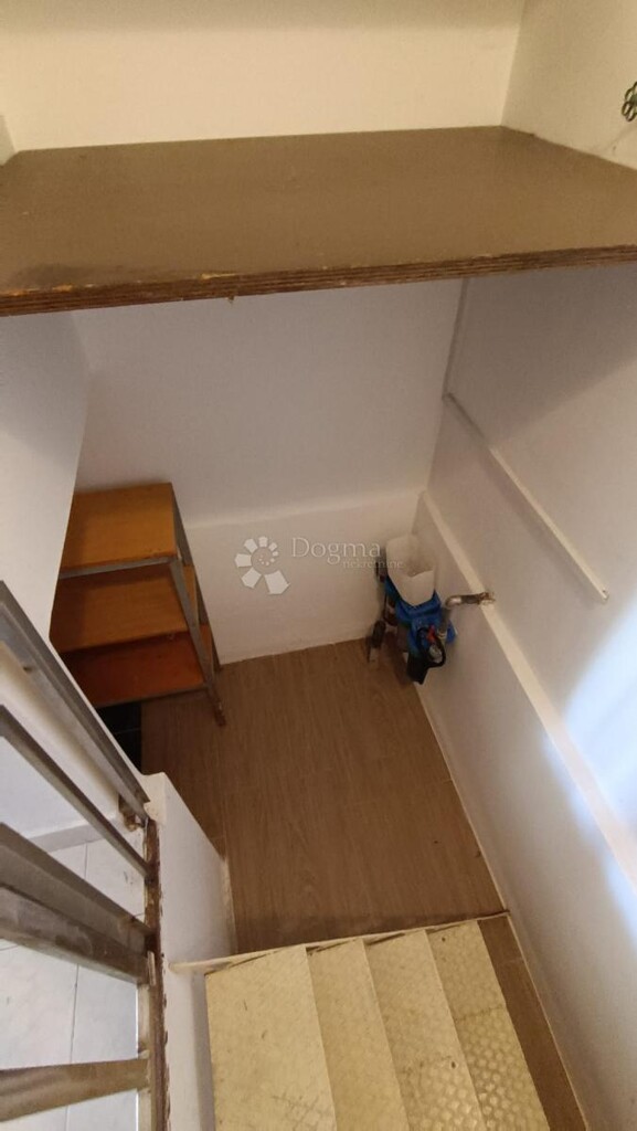 Image 6320426 - 12