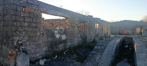 Thumbnail 6320429 - 4