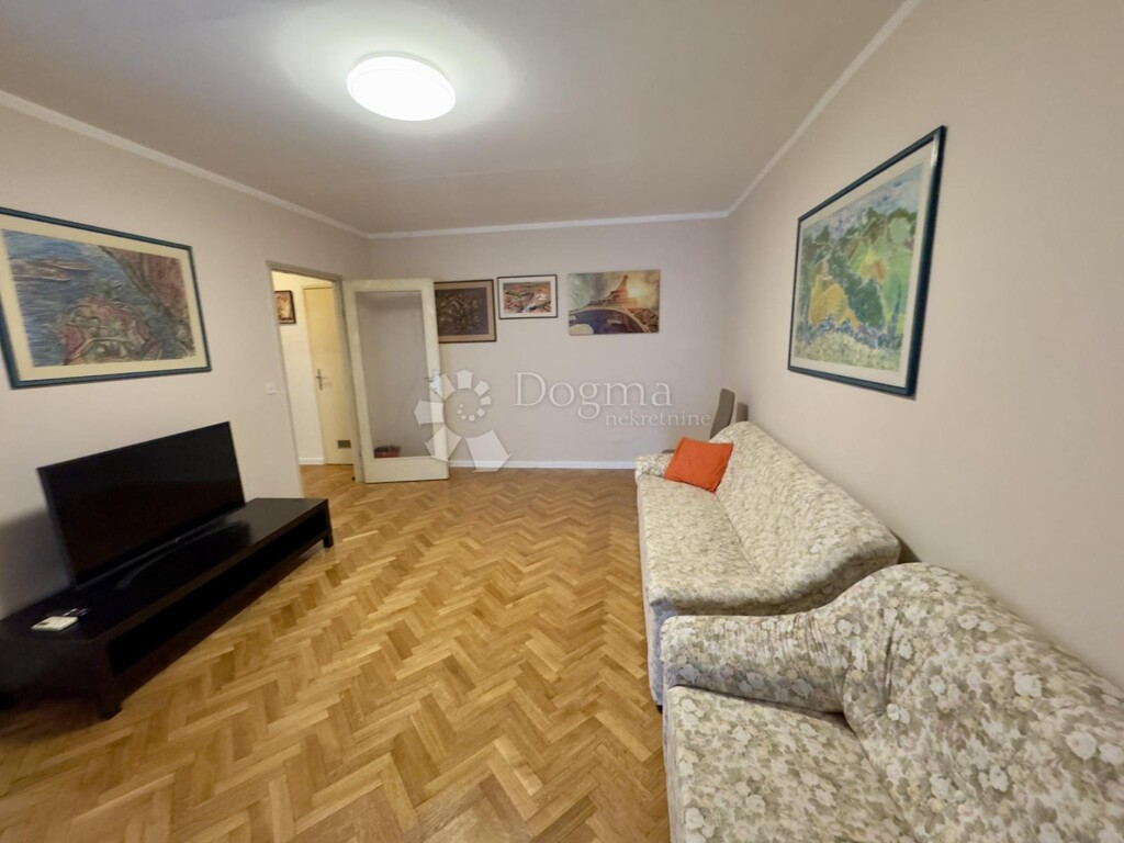 Image 6320437 - 10