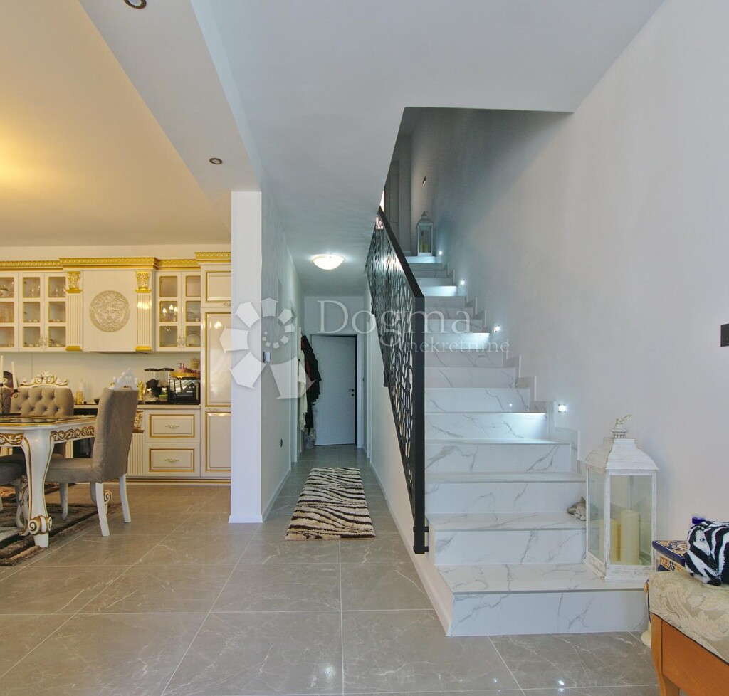 Image 6320500 - 4