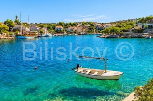 Ražanj, građevinsko zemljište 25 m od mora, prodaja